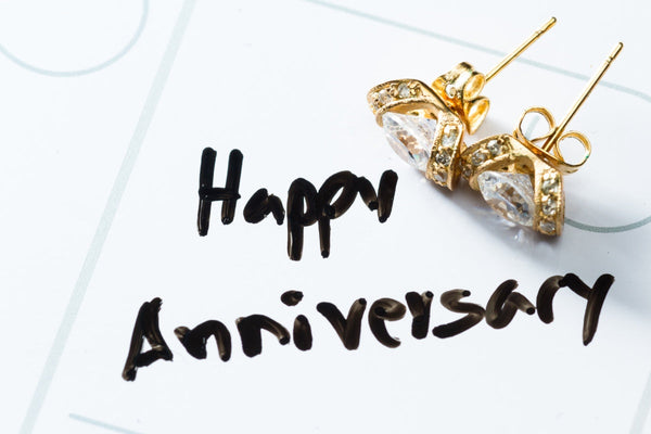 30 Year Wedding Anniversary Gift Ideas That Last Forever