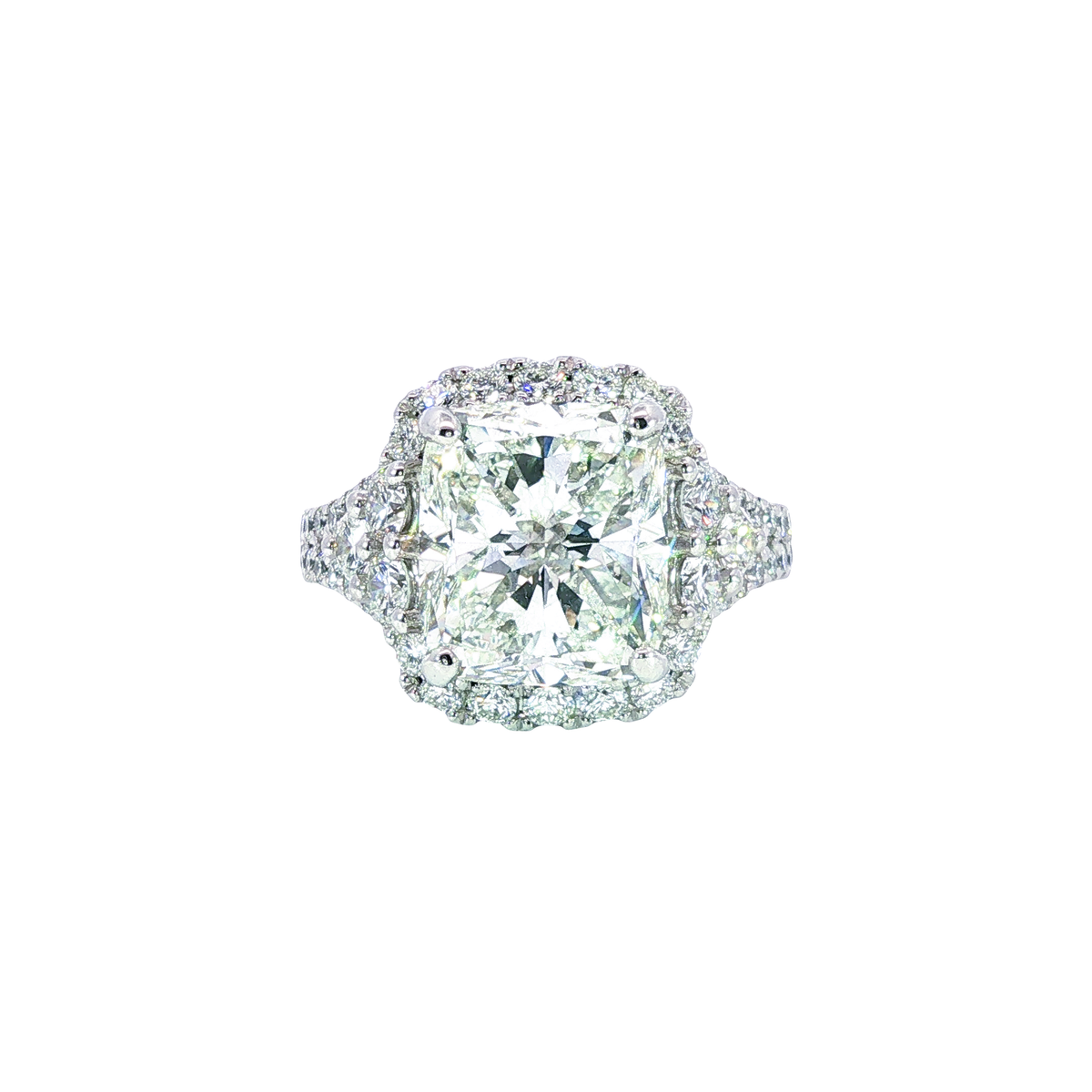 950 White Platinum Engagement Rings | Carroll's