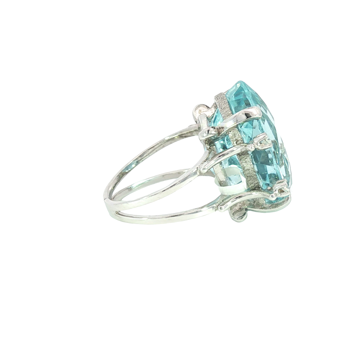Estate 18K Aquamarine Fashion Rings | Carroll's (view 4)