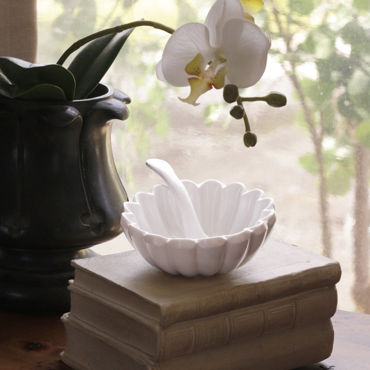 VIDA Vienna Mini Bowl with Spoon White