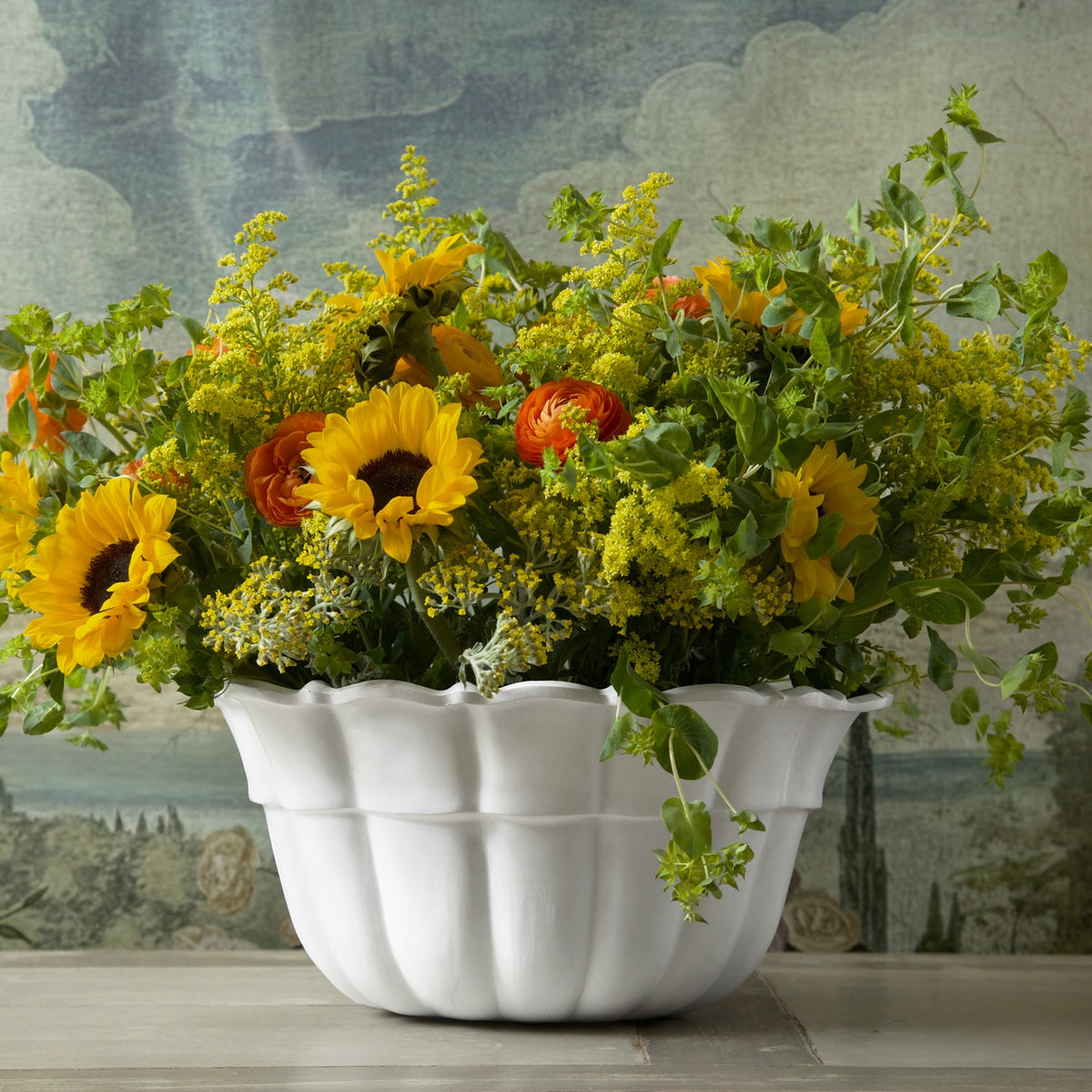 VIDA Tuscany Extra Large Centerpiece/Punch Bowl (White)