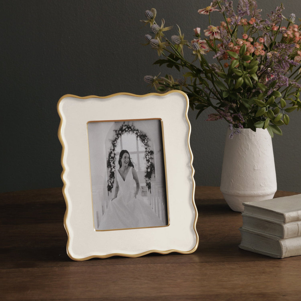 FRAME Encanto Rea 5x7 (Cream)
