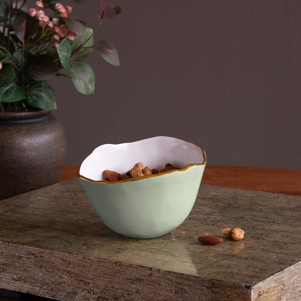 ENCANTO Osaka Small Bowl (Pistachio and White)