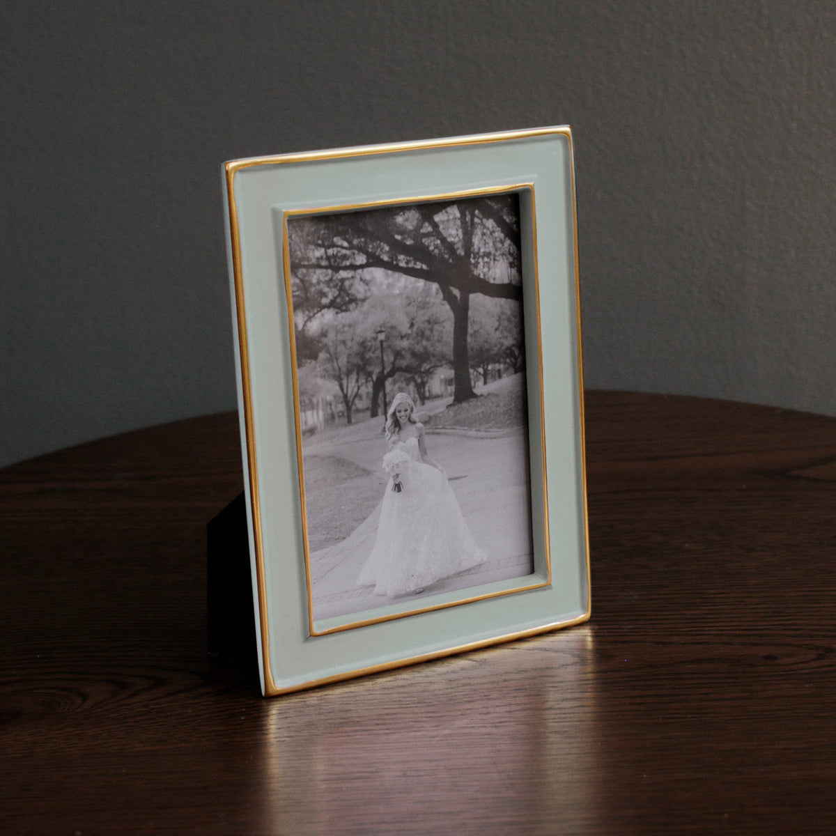 FRAME Encanto Jason 4 x 6 (Slate)