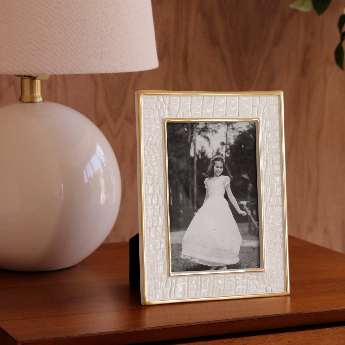 FRAME Encanto Croc 4 x 6 Cream