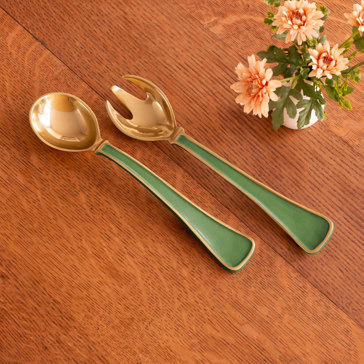 ENCANTO Soho Salad Servers Leaf Green
