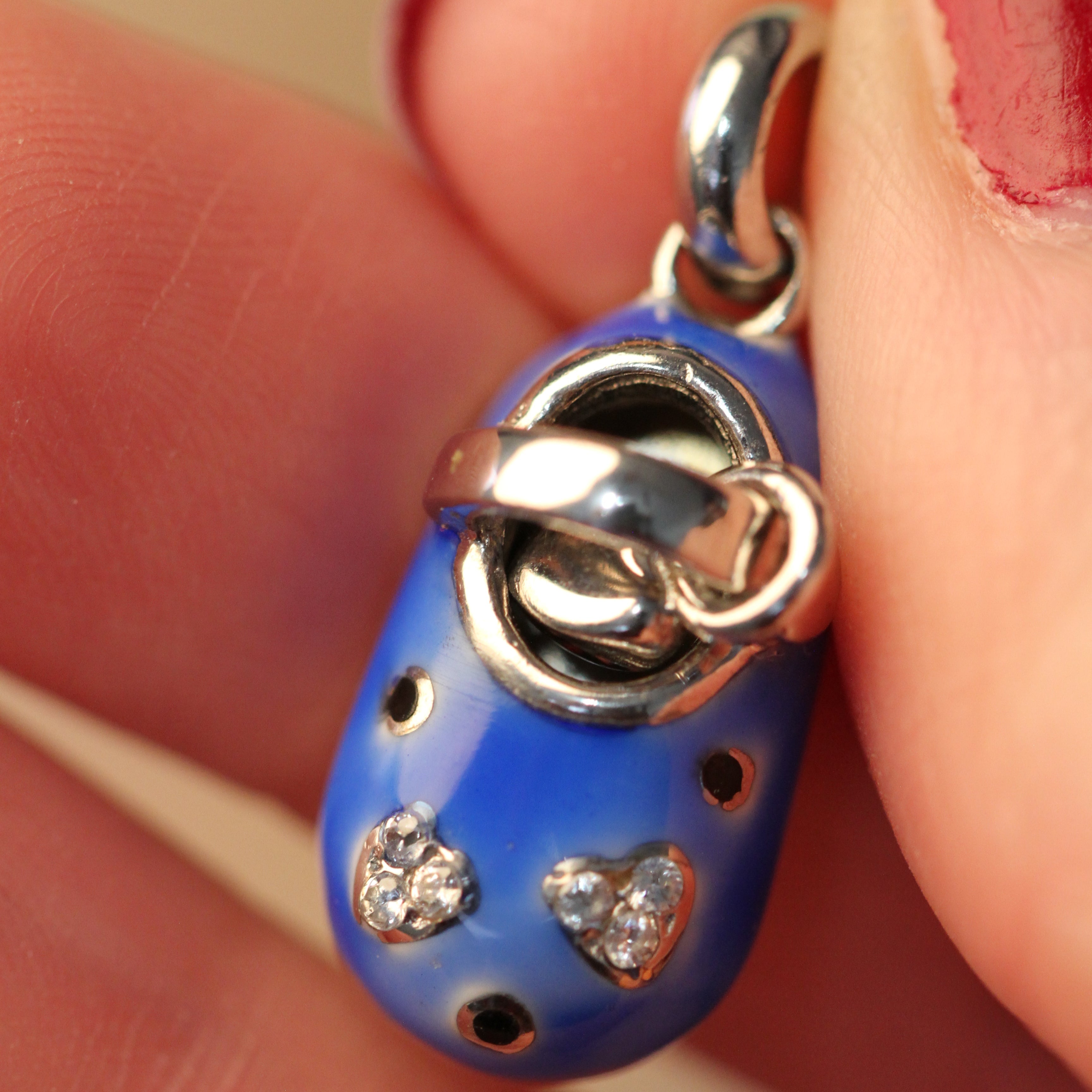 14K White Gold and Enamel Baby Show Pendant