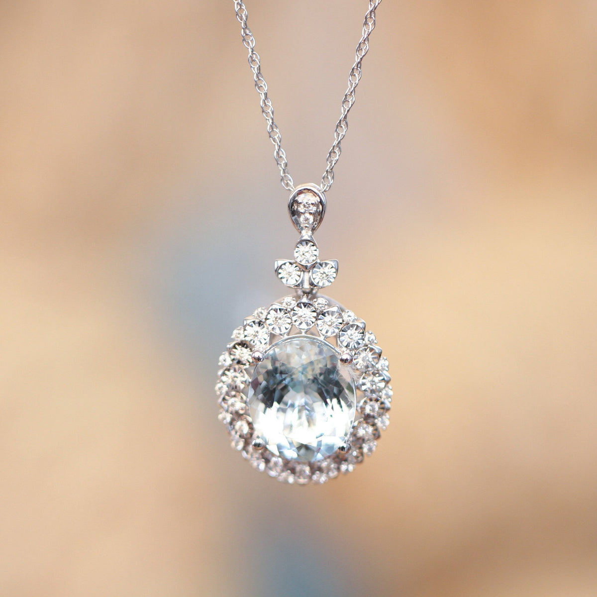 14K White Gold Necklaces | Carroll's