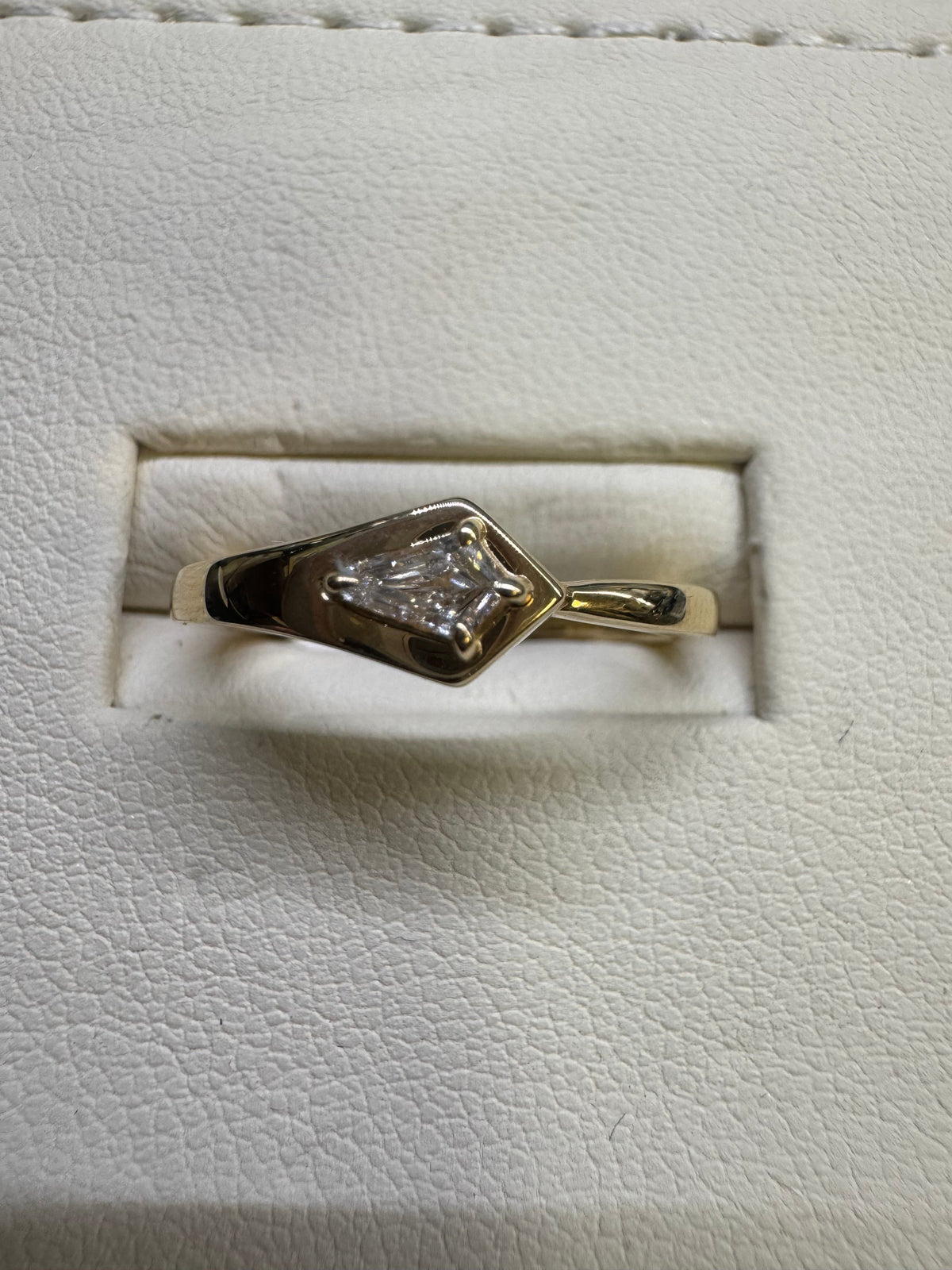 14K Yellow Gold Fashion Rings | Carroll's