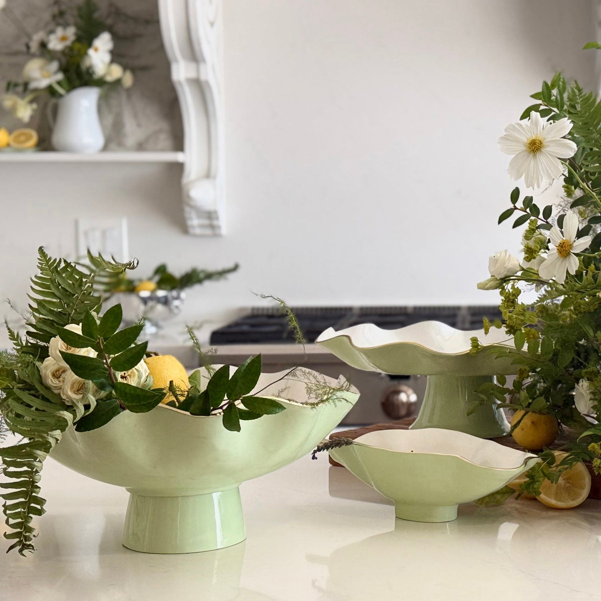 ENCANTO Claire Small Oval Bowl with Spoon (Pistachio, White and Gold)