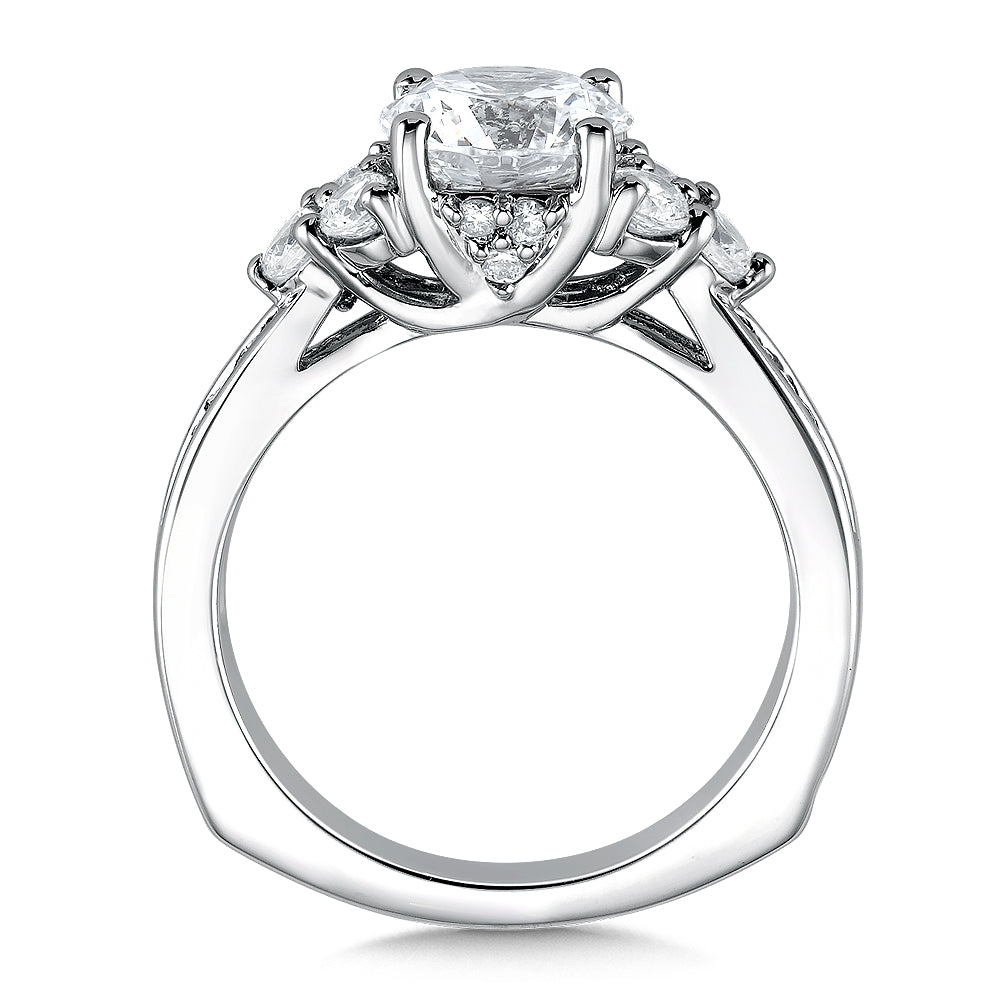 14K White Gold Diamond Engagement Ring