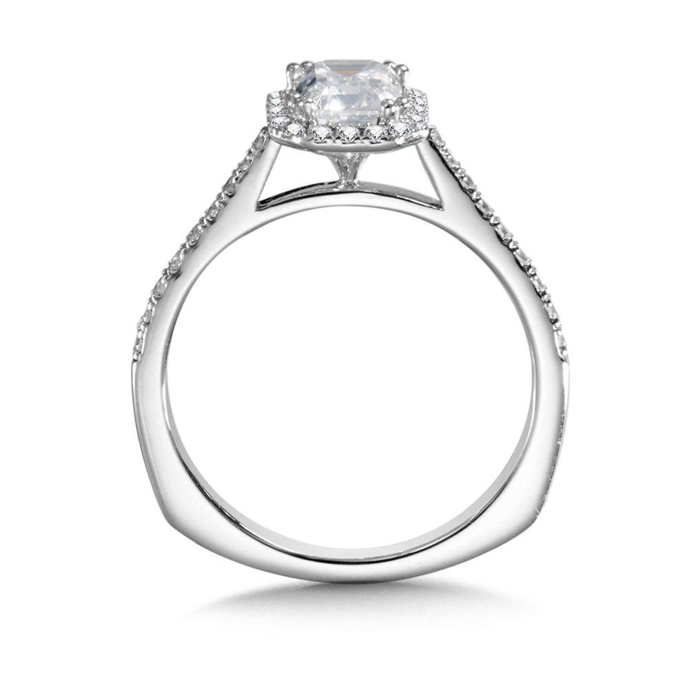 Diamond Halo Engagement Ring